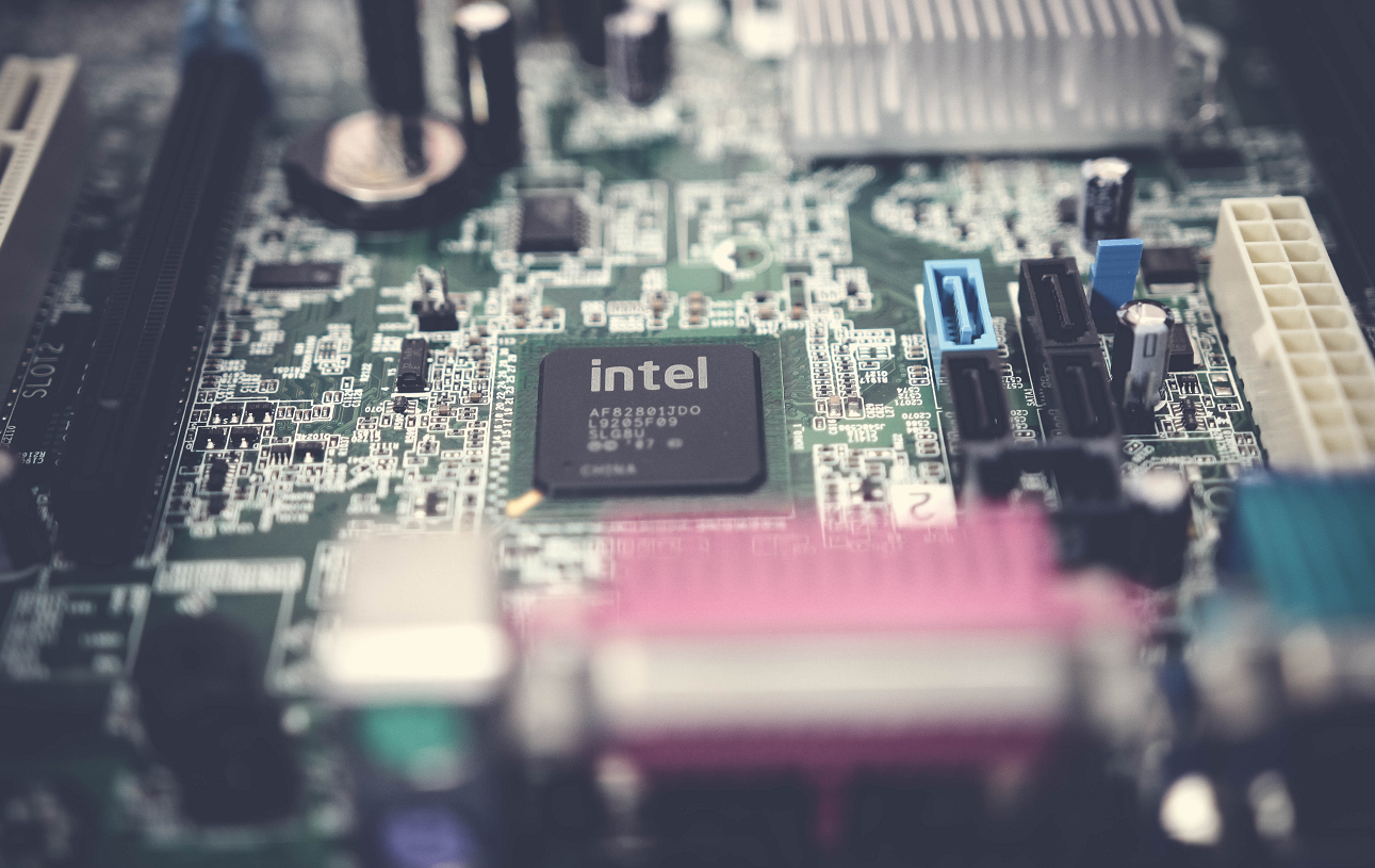 Akcie Intel | TradeCZ